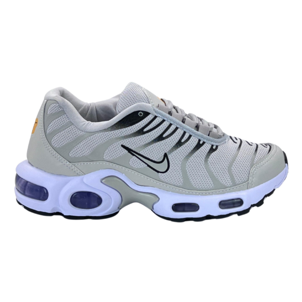 Tênis Nike TM - Image 10