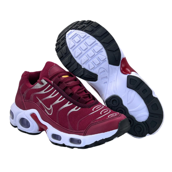 Tênis Nike TM - Image 28