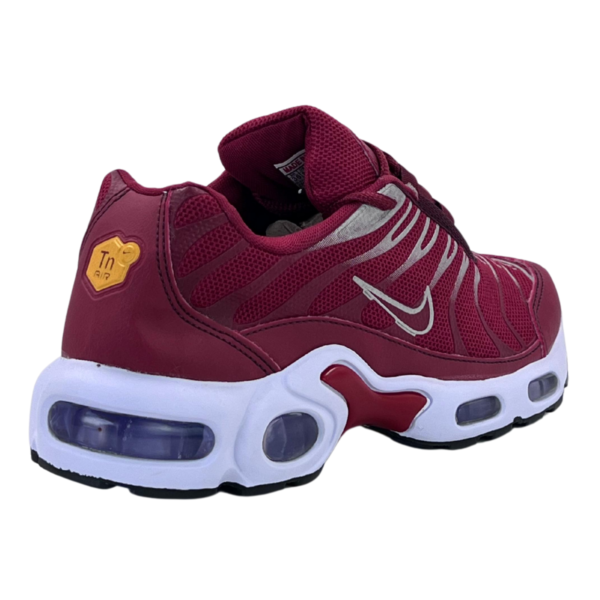 Tênis Nike TM - Image 29